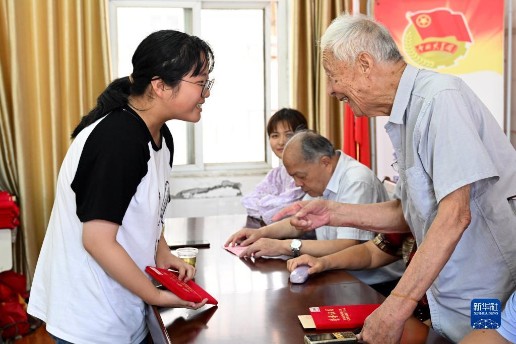 奔驰宝马游戏电玩城